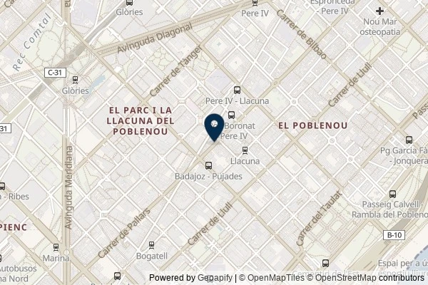Map showing the area around: Dan Q found GCA8R9X Xemeneies a&nbsp;Barcelona #2&nbsp;Foneria Giralt