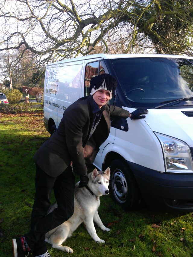 Robin, his boss, and his boss's dog turned up in a rental van: "The only vehicle they could get hold of at short notice on Christmas Eve." Robin, his boss, and his boss's dog turned up in a rental van: "The only vehicle they could get hold of at short notice on Christmas Eve."