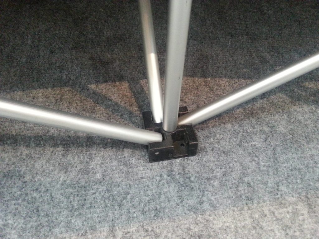 Table with swastika-shaped feet