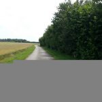 I parked as close as I could before the start of a private road, and took a nearby footpath