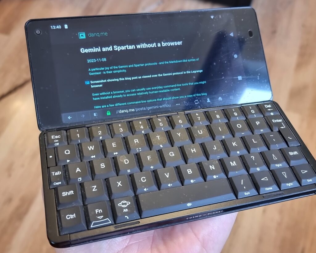 Dan's recent article, "Gemini and Spartan without a browser", displayed over Gemini on the screen of a Planet Computers Cosmo palmtop.