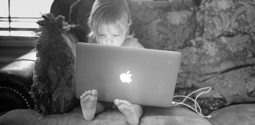 A 2-year-old using a MacBook. Photograph copyright Donnie Ray Jones, used under Creative Commons license.