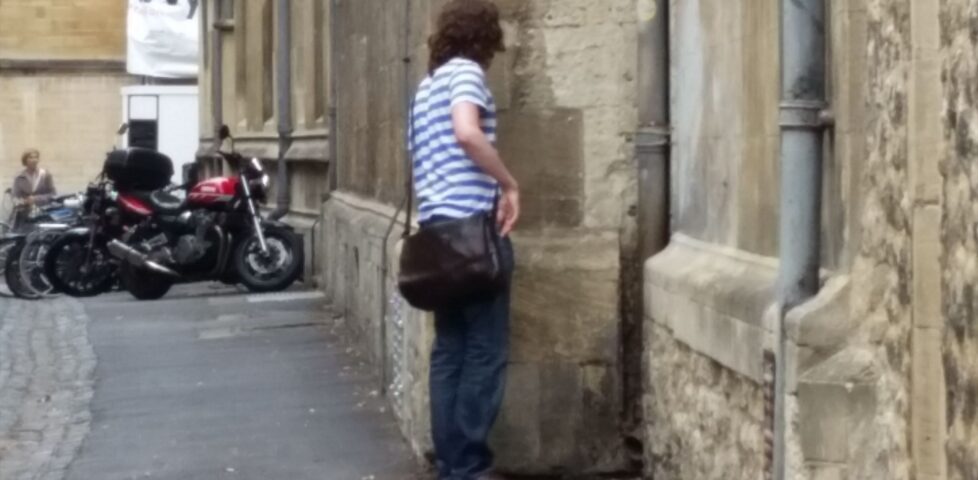 Suspected 'cacher on Brasenose Lane