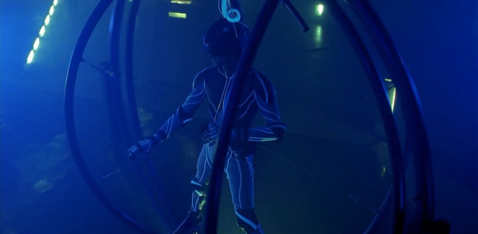Jobe's first experience of virtual reality, in 1992's The Lawnmower Man.