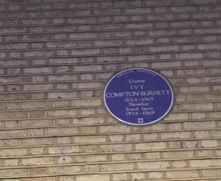 A London blue plaque photographed by Robin.