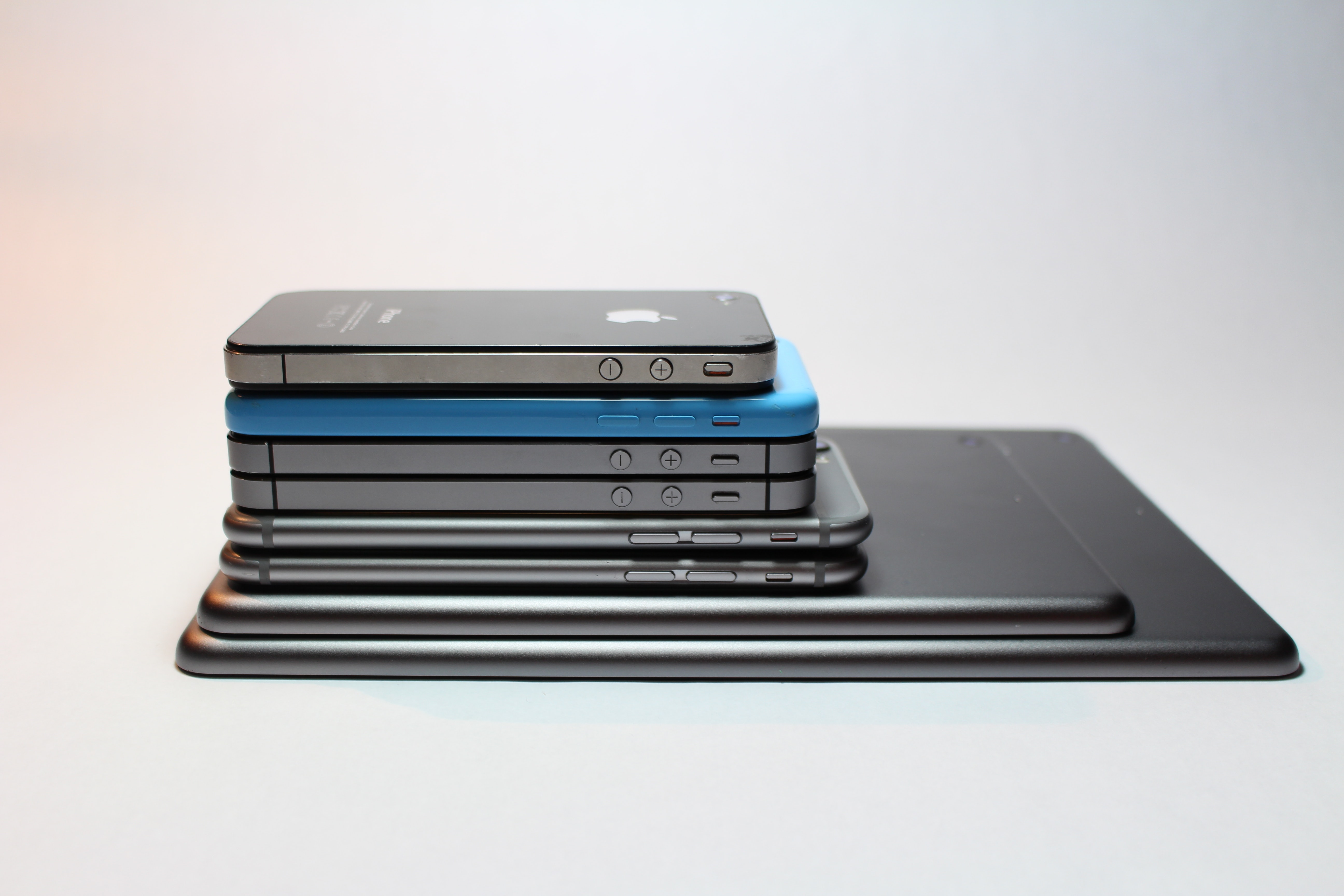 Full image of Many mobile devices.