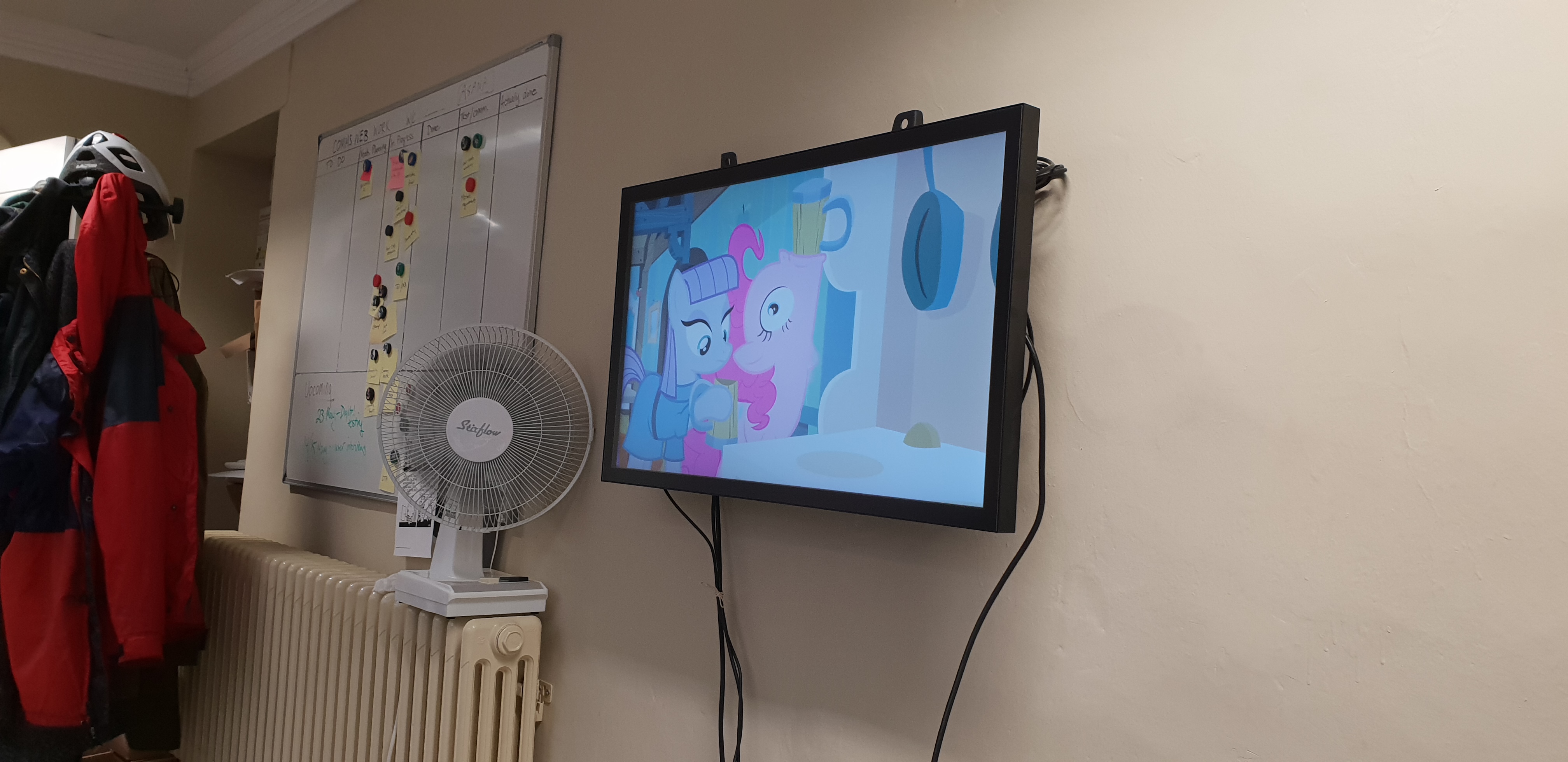 Full image of Test digital signage screen showing My Little Pony: Friendship is Magic
