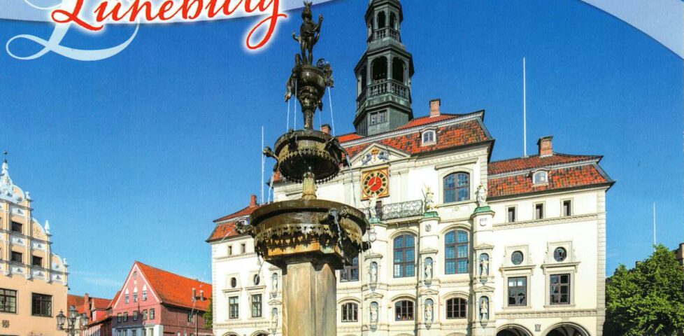 Postcard depicting Lüneburg Town Hall, Lower Saxony, Germany