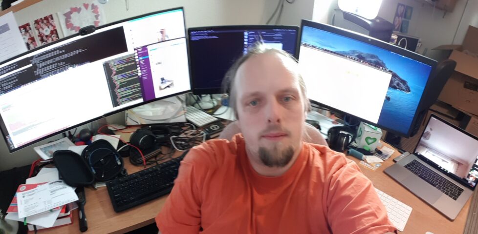 Dan remotely attends IndieWebCamp London 2020