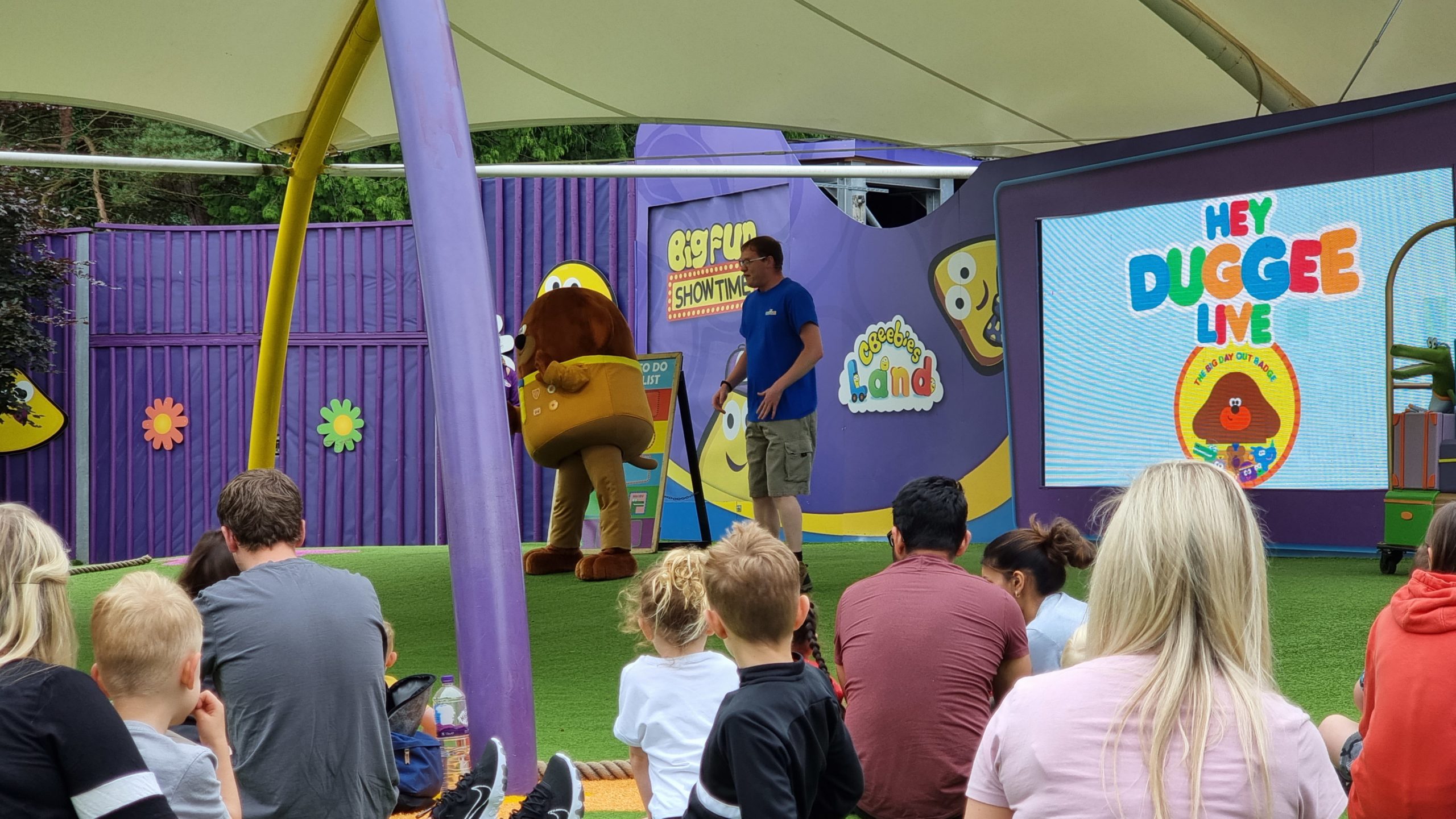 Full image of Duggee at Alton Towers