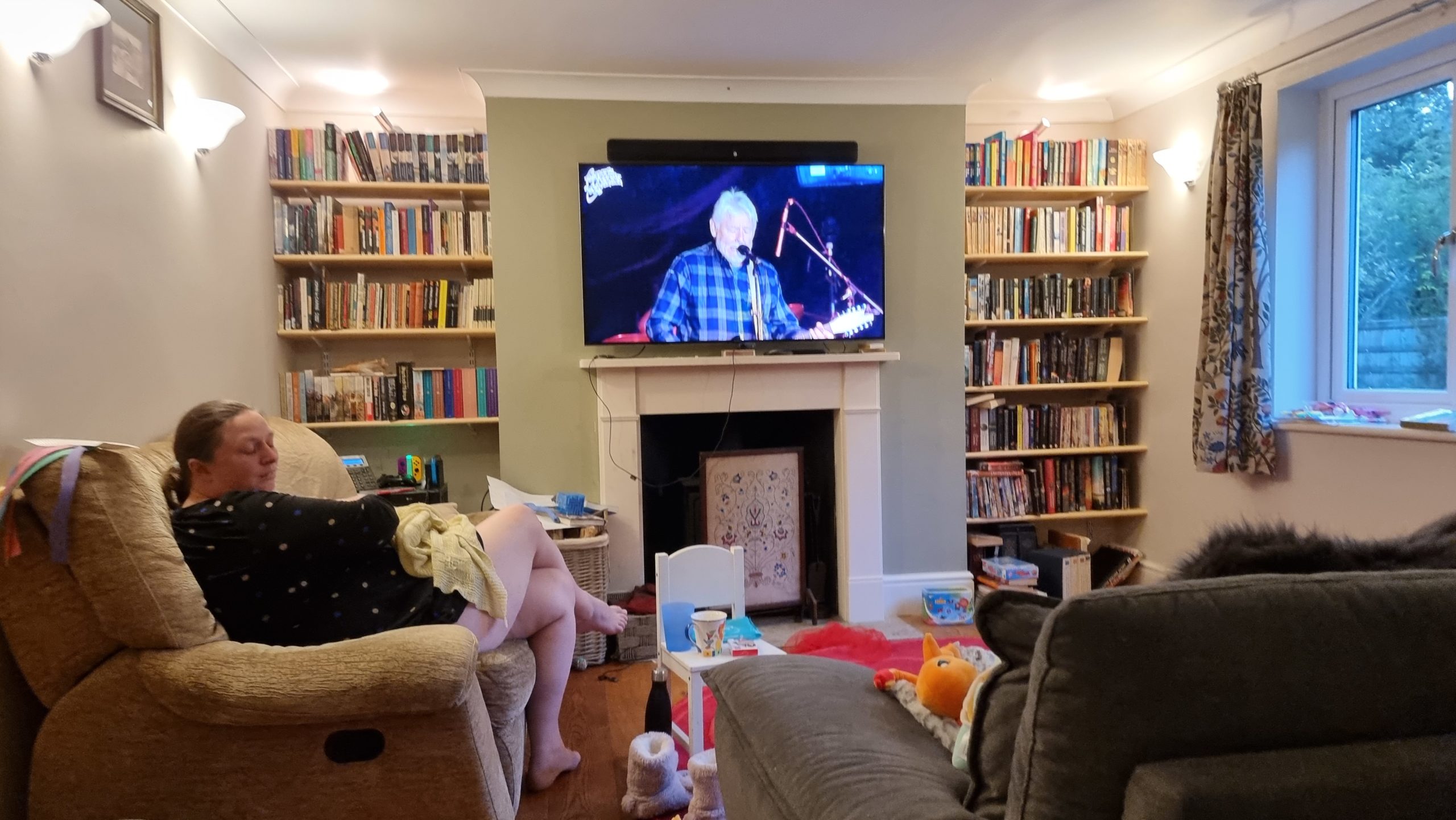 Full image of Fairpoirt Convention's livestream plays on TV.