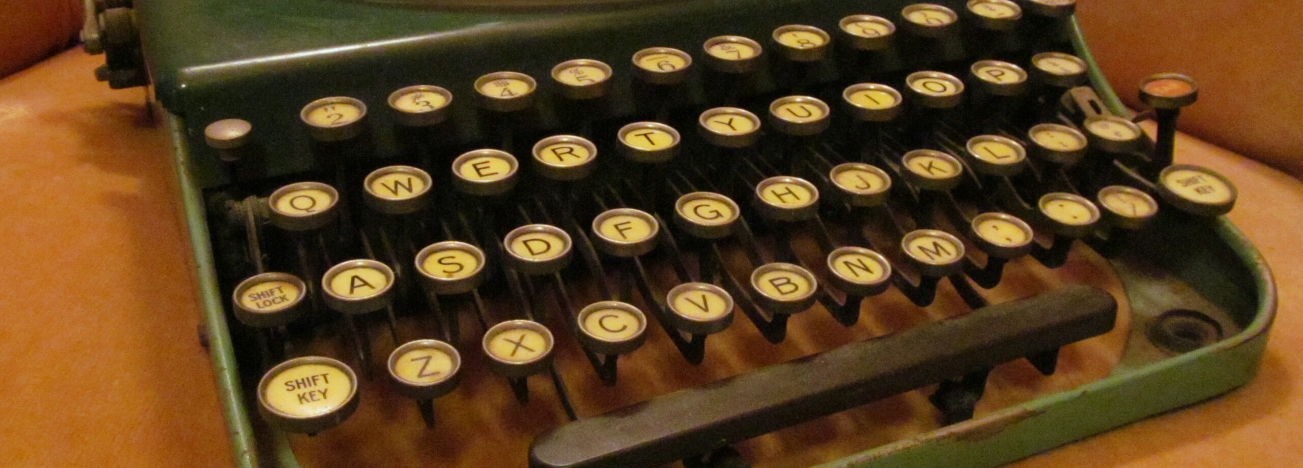 Full image of A Remington Portable No. 3 typewriter.